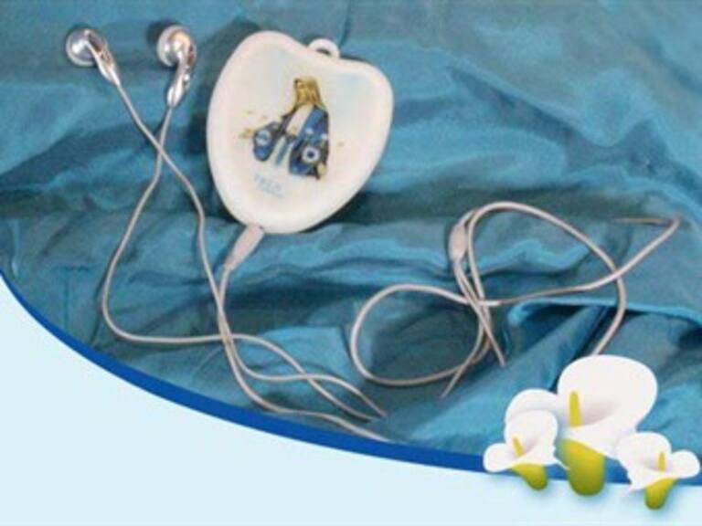 Católicos se modernizan con rosario electrónico y misa en iPad