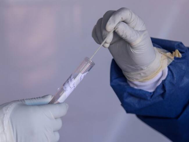 No te dejes timar; en redes sociales venden pruebas piratas para COVID-19