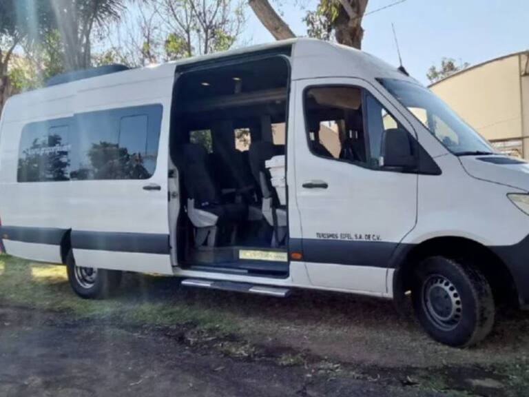 Localizan con vida a 23 turistas secuestrados en carretera de SLP