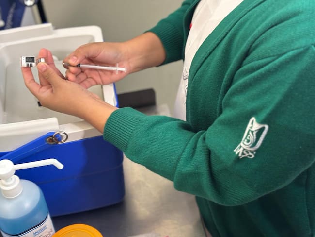 IMSS abrirá todas sus unidades 21 y 22 de febrero por vacunación contra el sarampión