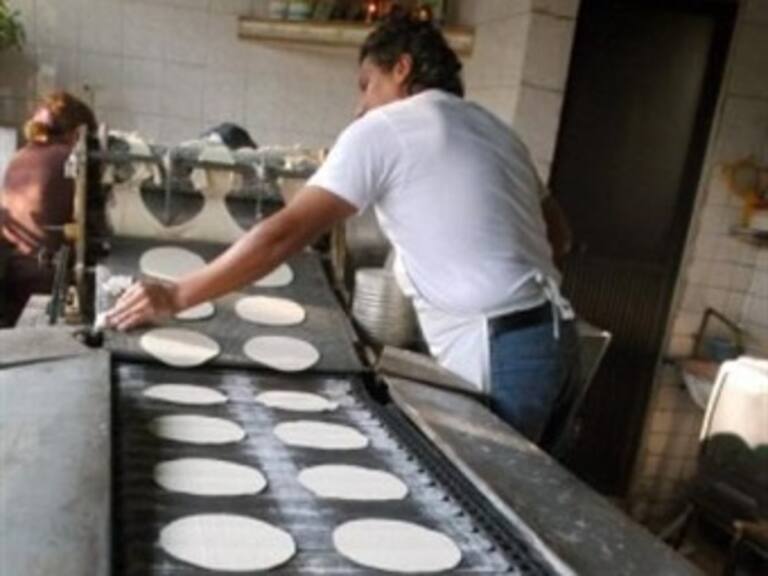 Investigará la CFC aumento a tortillas