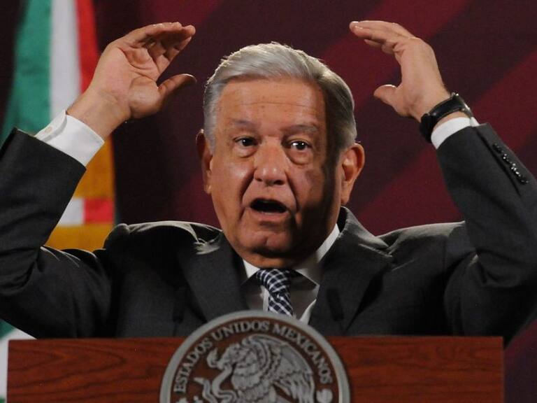 Me llena de orgullo perder así: AMLO tras restitución de Edmundo Jacobo