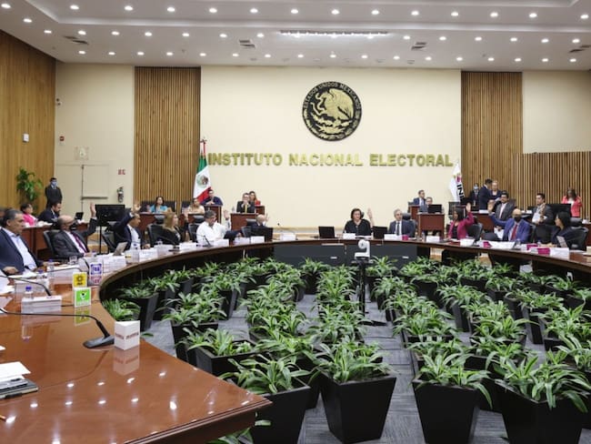 Morena propone modificar requisitos para ser consejero del INE