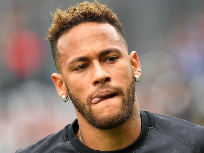 Neymar destapa los mensajes íntimos de mujer que lo denunció por violación