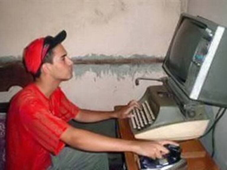 EU flexibiliza sanciones sobre internet para Cuba, Irán y Sudán