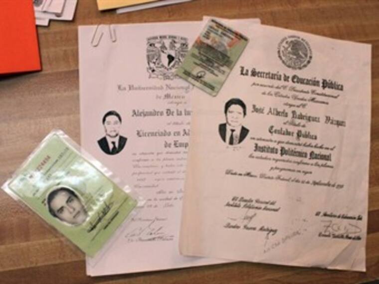 ¿Sabías qué la usurpación de profesiones es un delito castigado por la ley?