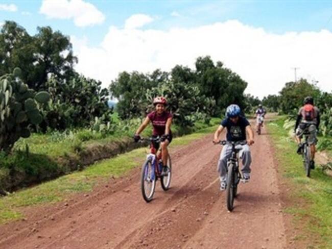 Teotihuacan en bici.'Lobby W' con Marco Guzmán 05/05/13