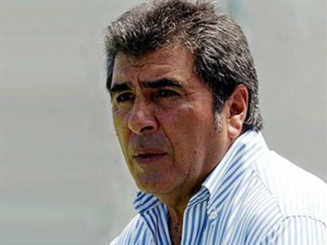 Reinoso y sus números negativos en clásicos al frente del América