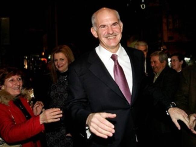 Amplia victoria de los socialistas en elecciones anticipadas en Grecia