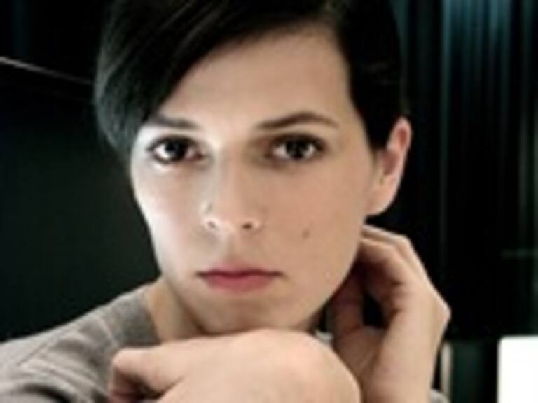 Decide Bimba Bosé lanzar álbum debut