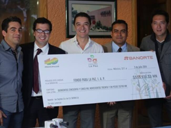 Otorga 'Tarjeta 40' donativo a la fundación ‘Fondo por la Paz IAP’