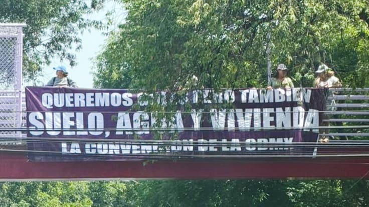 Manifestaciones y Concentraciones CDMX: Colocan lonas en puentes de Tlalpan por falta de servicios