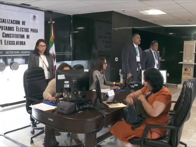 Arranca proceso de credencialización de los nuevos diputados federales