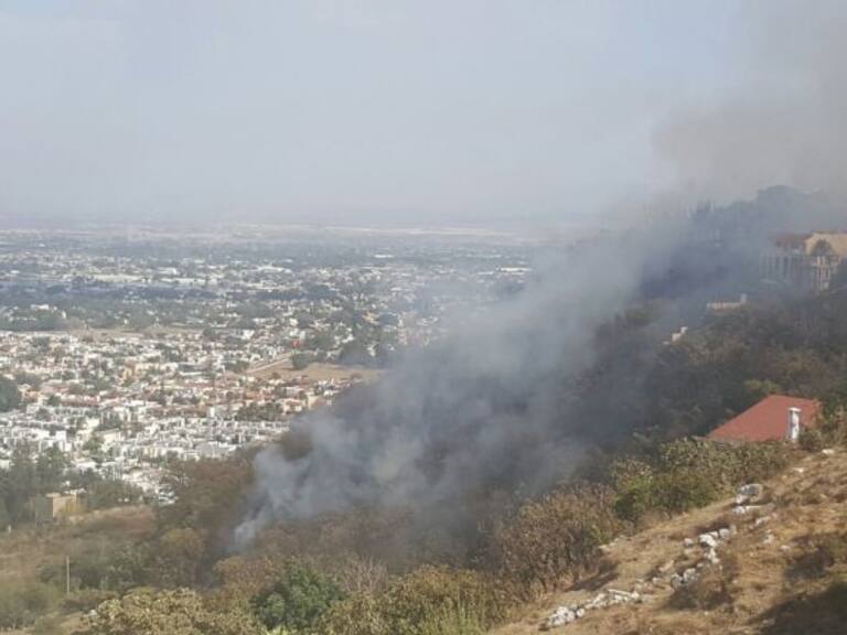[Vídeo] Registran sexto incendio en el cerro de Bugambillias
