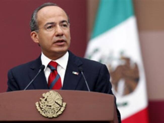 Reconoce Calderón labor de la SEP y reto de mejorar calidad educativa