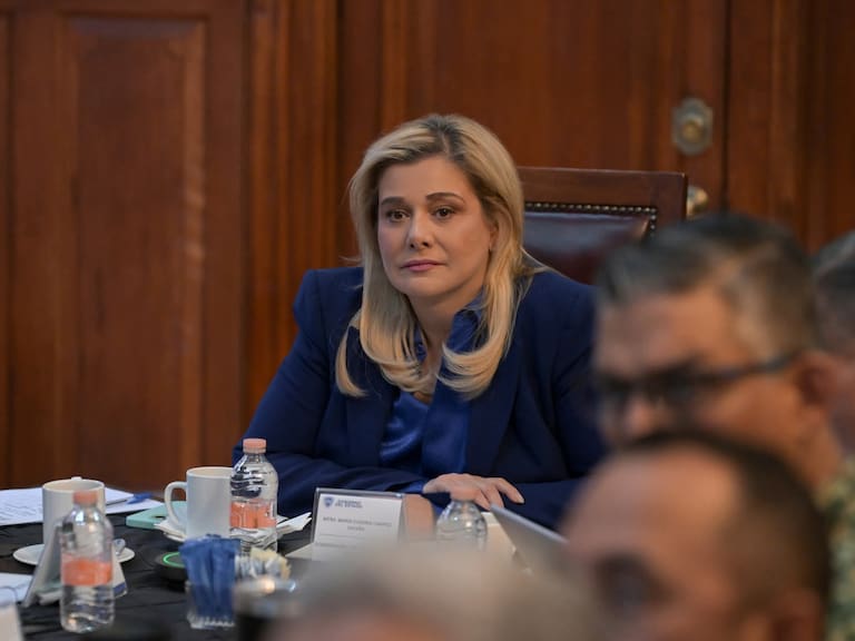 Morena va por el desafuero de Maru Campos tras operativo de la CIA