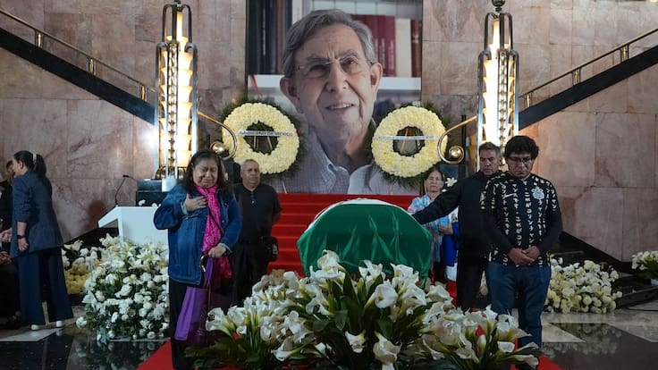 Realizan homenaje a Cuauhtémoc Cárdenas en Bellas Artes; Sheinbaum propone llevarlo a la Rotonda de las Personas Ilustres