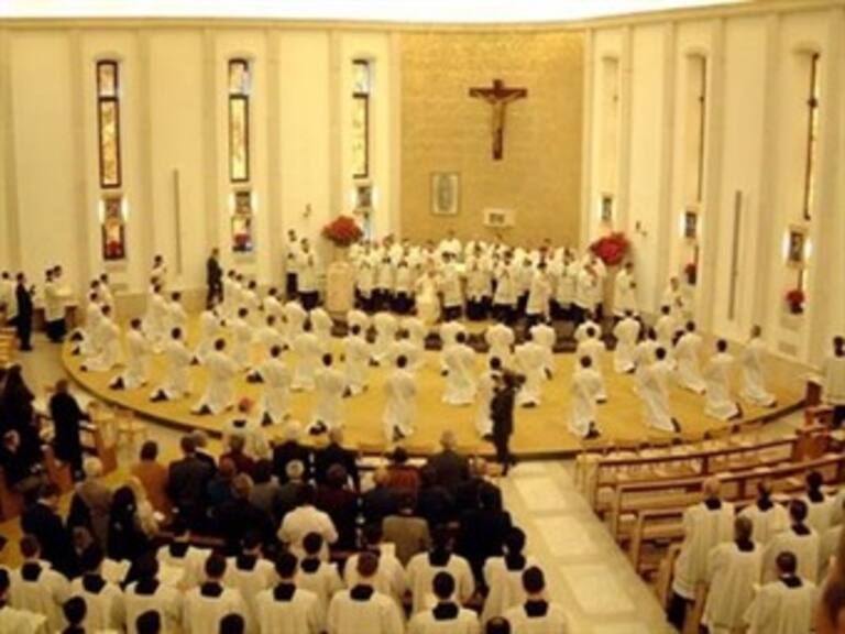 Legionarios de Cristo piden perdón por actos inmorales