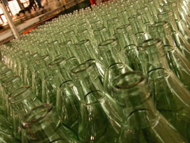 Vitro planea regresar al mercado nacional. 'Momento Corporativo' con Roberto Aguilar