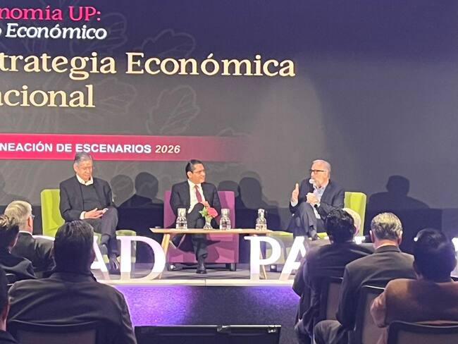 México enfrenta incertidumbre económica interna y externa, advierte José Antonio Meade