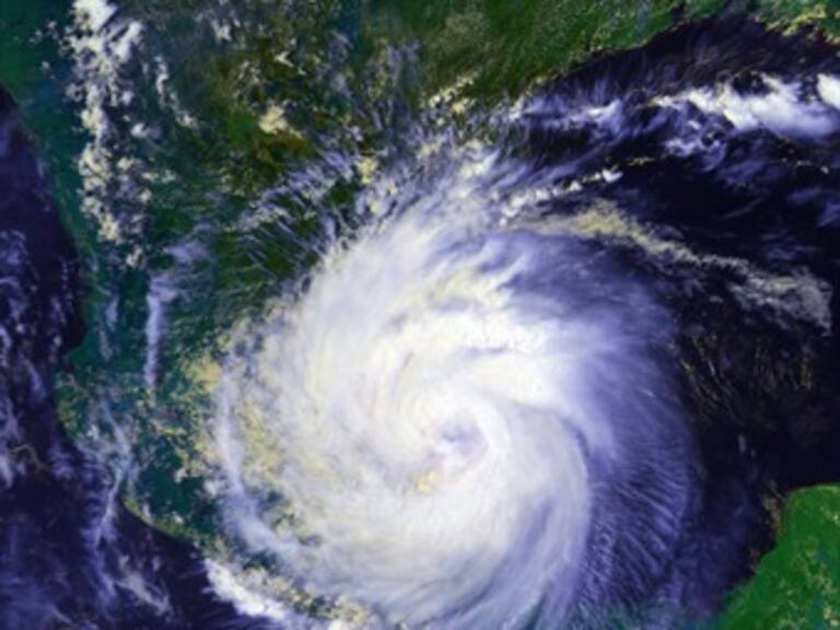 Baja intensidad del huracán Simon