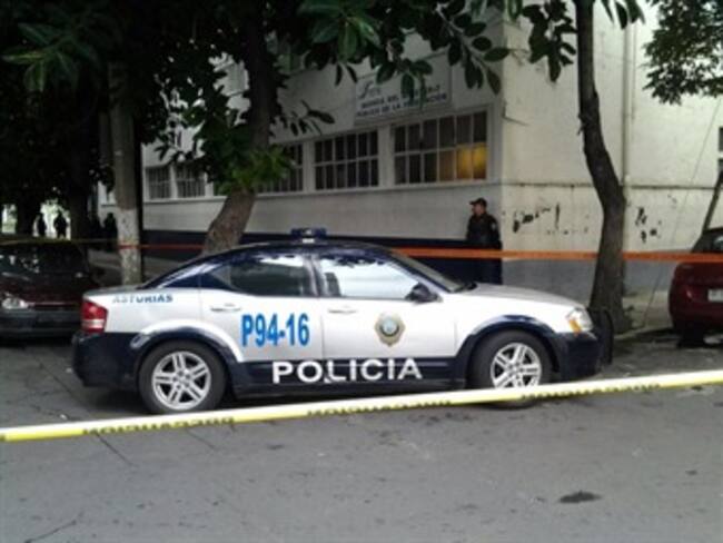 Muere presunto delincuente en una patrulla