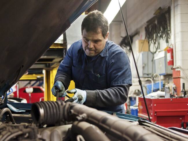 Canadá en busca de mecánicos mexicanos; ganarán 53 mil pesos al mes