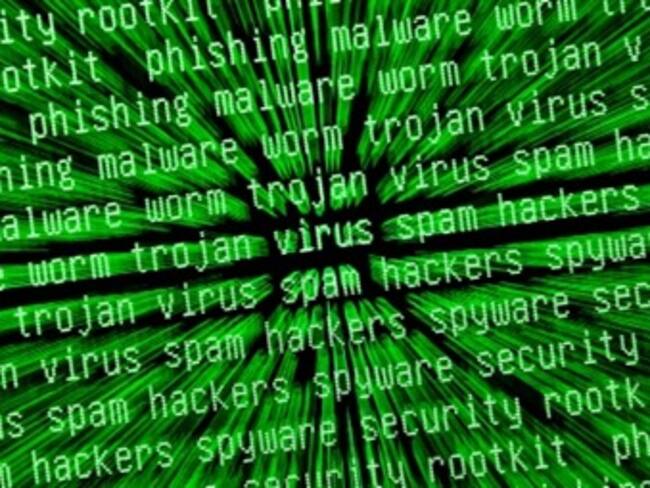 Amenazan ciberactivistas con intensificar `guerra informática'