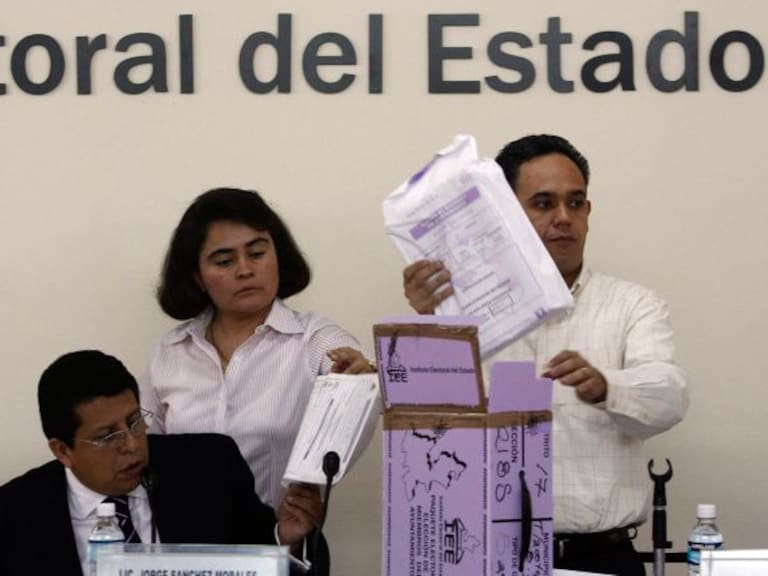 IEE Puebla &#039;embarazó&#039; urnas electrónicamente: académico Ibero