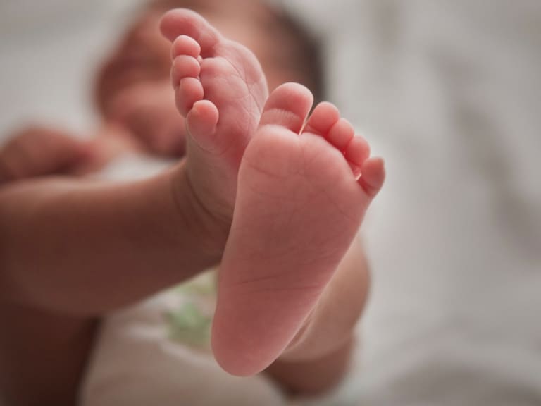Nace bebé con cola de más de 5 cm en Nuevo León; ya se la retiraron