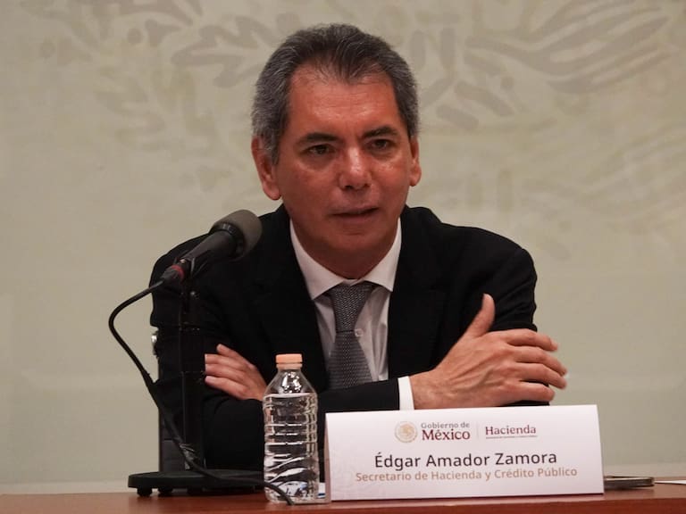 Edgar Amador Zamora, secretario de Hacienda