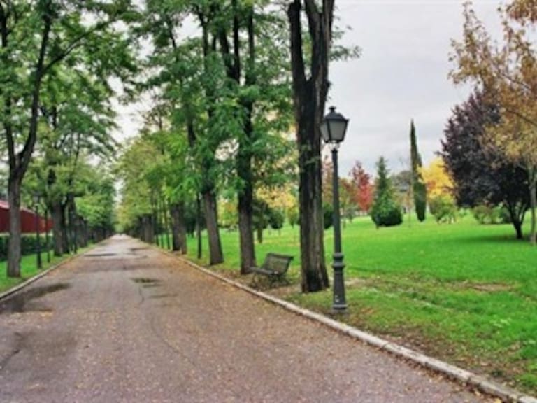 Visita el Parque de la Bombilla, un lugar lleno de historia