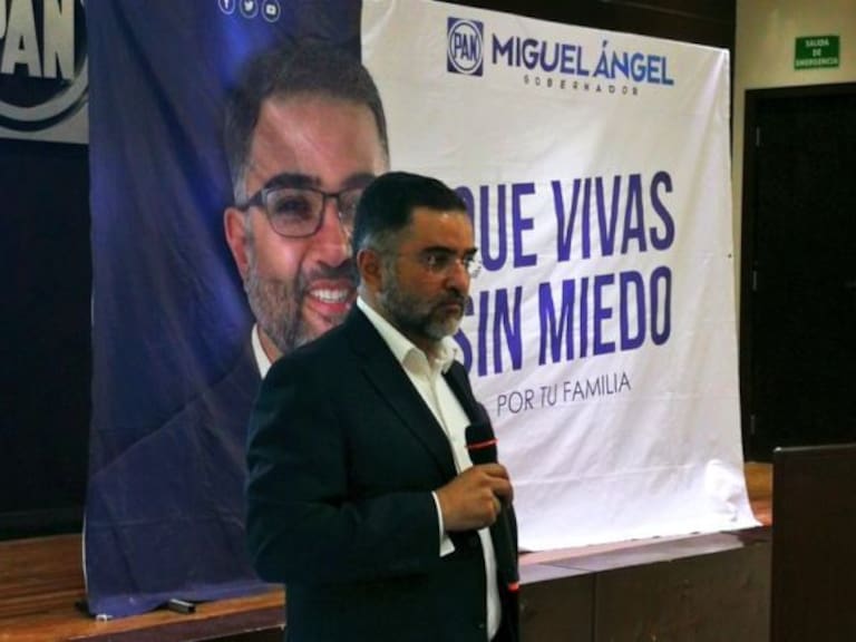 Miguel Martínez presenta su proyecto de seguridad