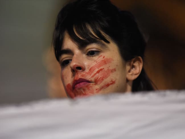 Ofertas laborales y relaciones amorosas; FGR advierte de nuevo modus operandi para trata de mujeres