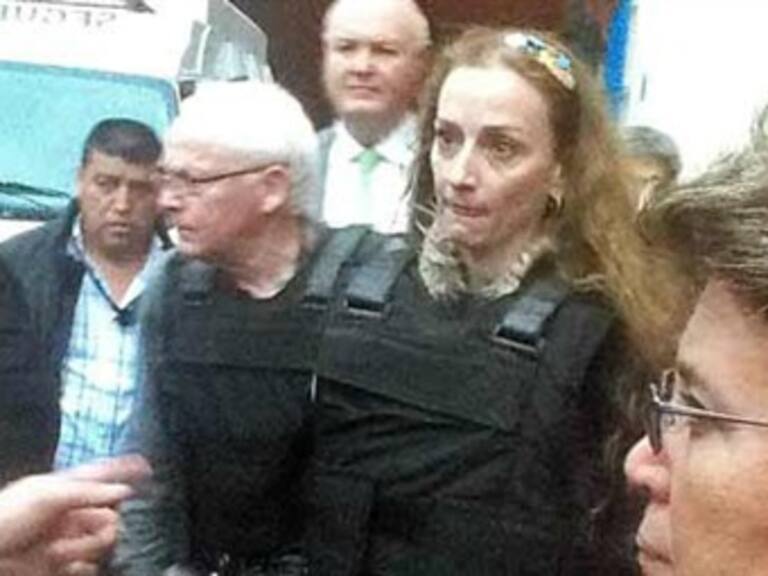 Abandona Florance Cassez la cárcel