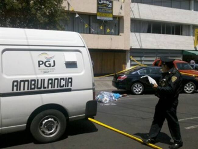 Investiga PGJDF caída de hombre en puente de Garibaldi