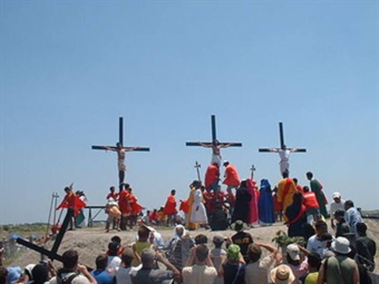 Crucifican al Cristo en Iztapalapa