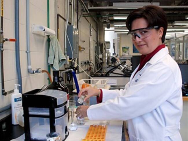 Certifican laboratorio químico de la UNAM