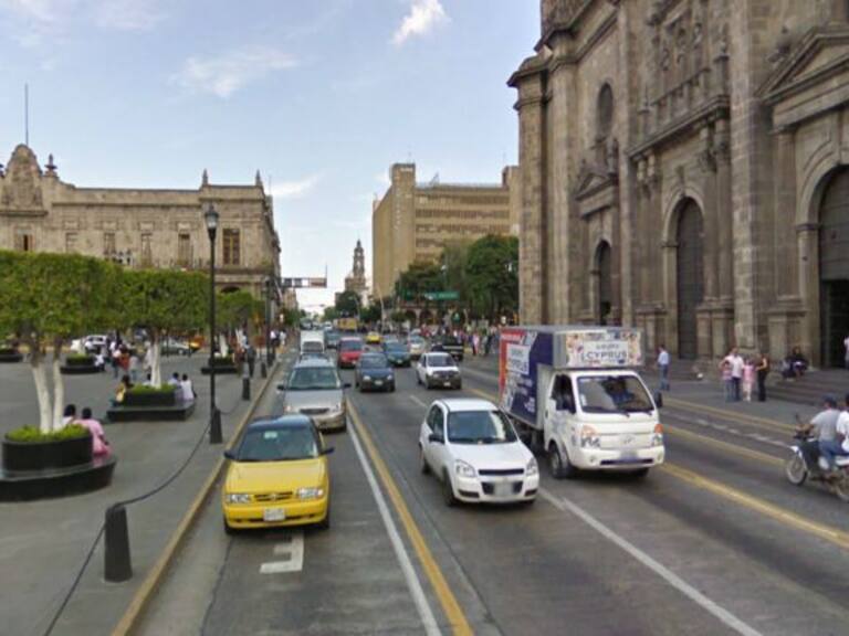 Habitantes de Guadalajara se manifiestan contra la consulta de planes parciales