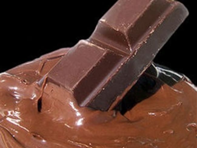 Muere hombre al caer en tanque de chocolate