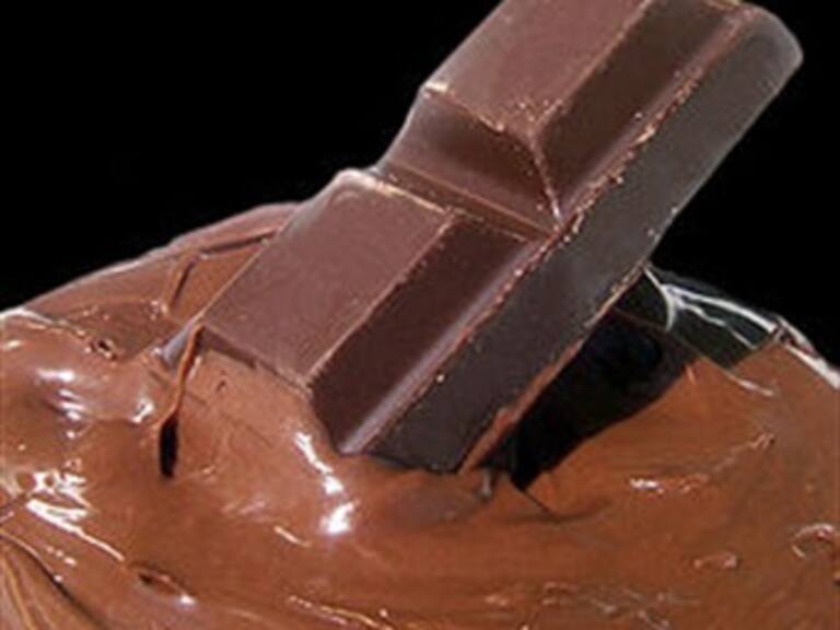 Muere hombre al caer en tanque de chocolate