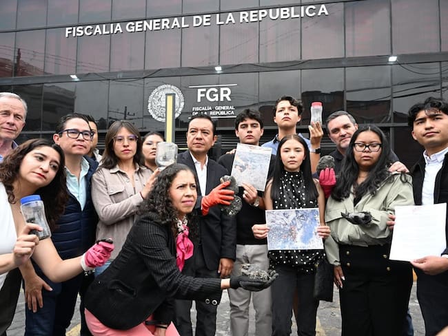 Diputados del PAN presentan denuncia ante la FGR por derrame de hidrocarburos en el Golfo de México