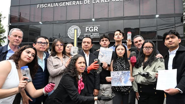 Diputados del PAN presentan denuncia ante la FGR por derrame de hidrocarburos en el Golfo de México