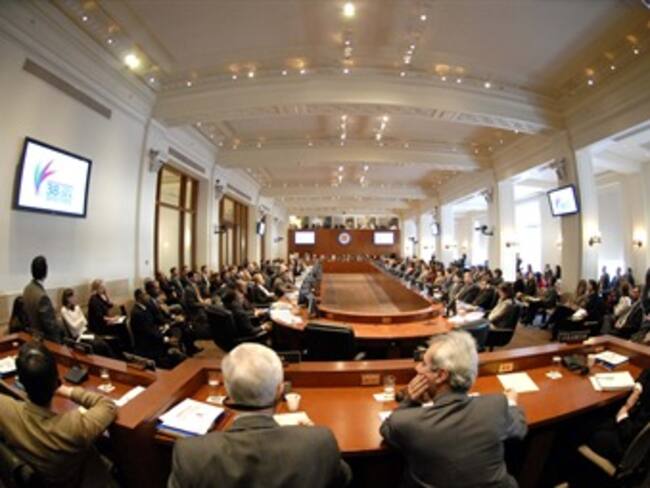 Sin consenso en OEA para reincorporar a Cuba
