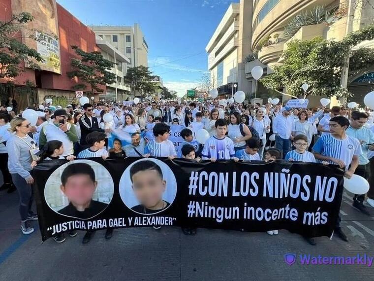 Marcha en Culiacán: piden justicia por Gael y Alexander, niños asesinados