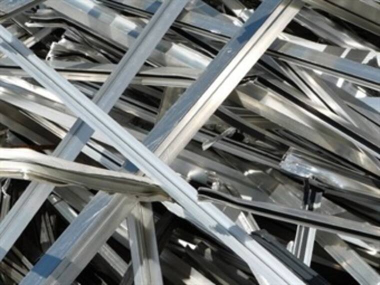 Alfa invertirá en una planta de aluminio en Rusia &#039;Momento Corporativo&#039; con Roberto Aguilar