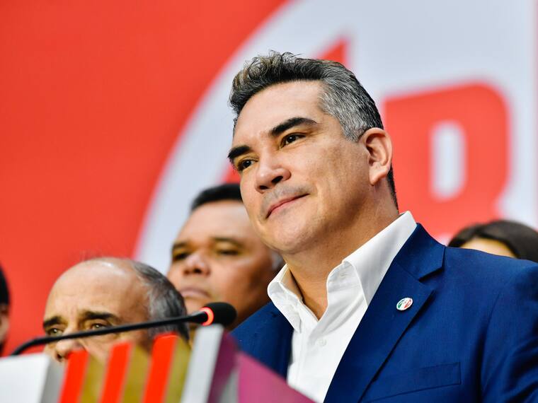 #Entrevista con Alejandro Moreno, Alito