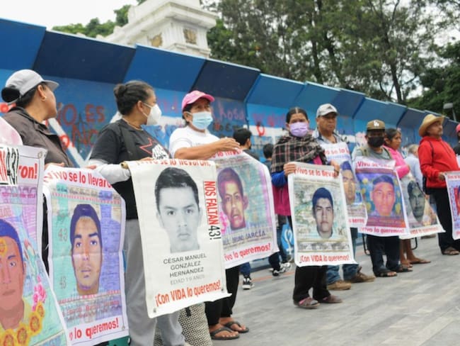 Caso Ayotzinapa, atorado entre el Ejército y la FGR