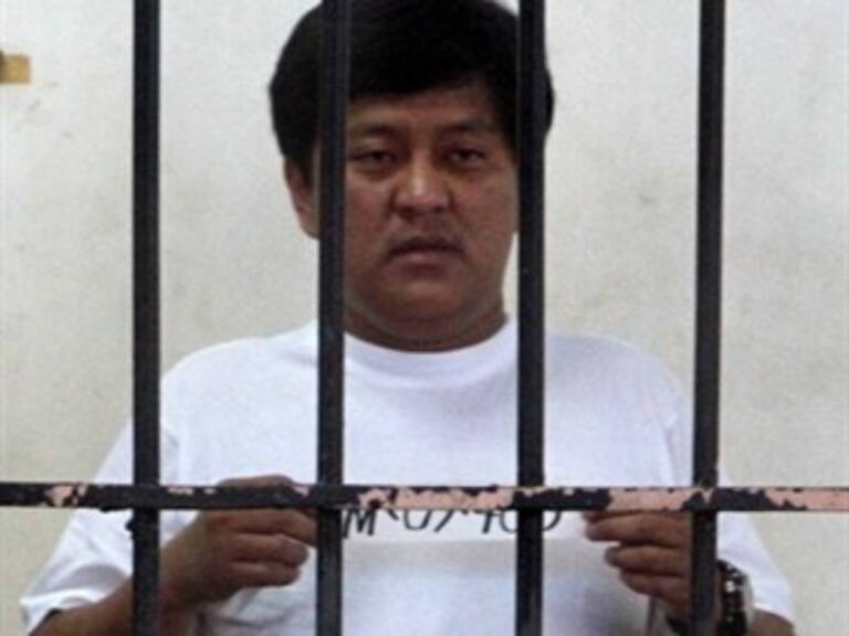 Procesan a político filipino por masacre