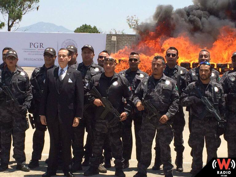 PGR Jalisco destruye cinco toneladas de droga